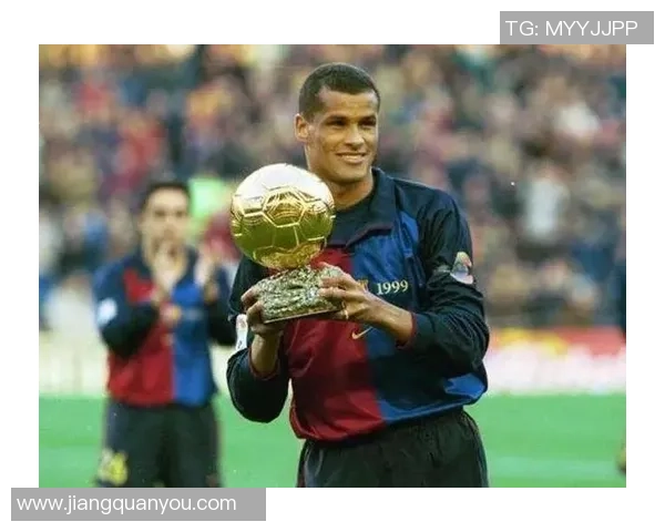 足球明星如巴哥般闪耀绿茵场的传奇与魅力解析 足球明星如巴哥般闪耀绿茵场的传奇与魅力解析